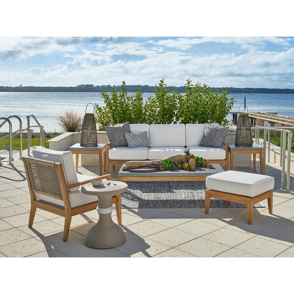 Chesapeake Sofa Lifestyle 15